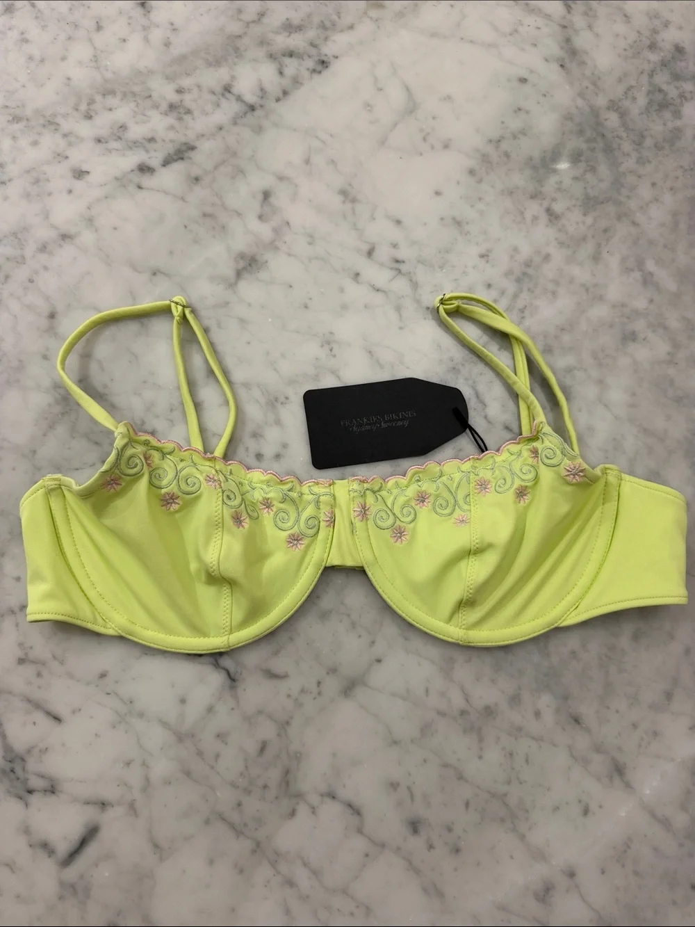 Frankie bikinis Sydney Sweeney